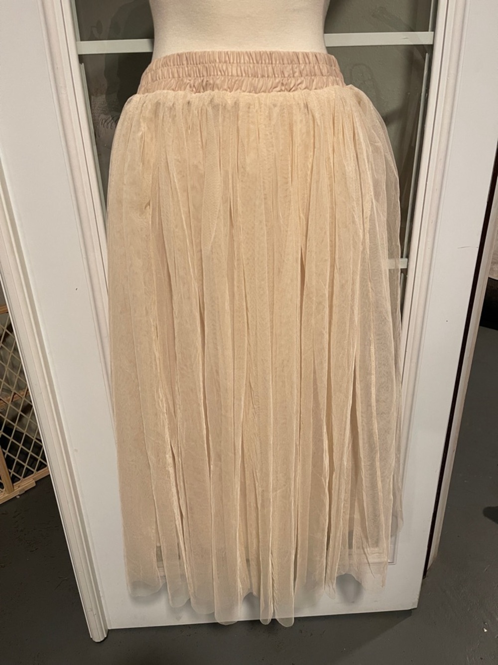 Cream Maxi Tulle Skirt with Elastic Waistband